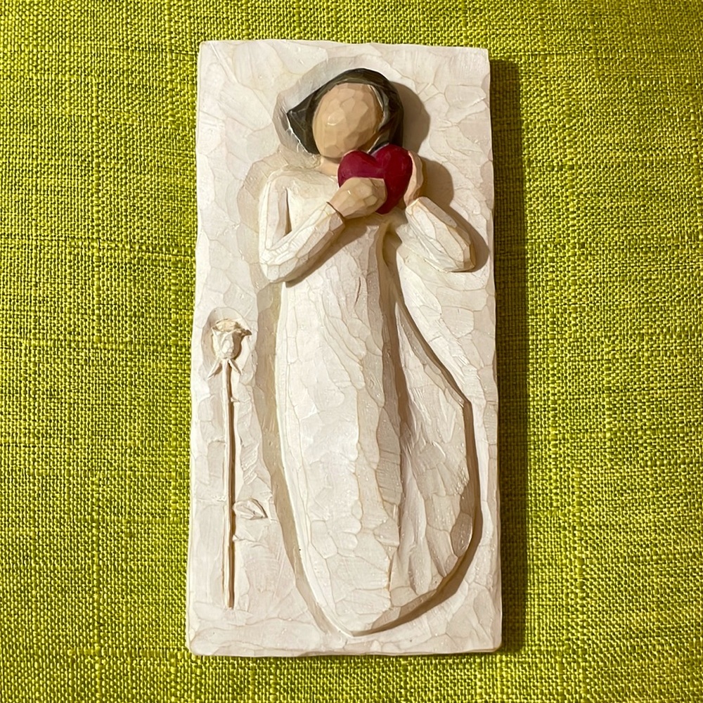 COPY - Willow Tree “From the Heart” (2002) Collectable Wall Hanging Susan Lordi